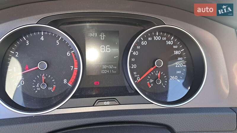 Хетчбек Volkswagen Golf 2013 в Тернополі