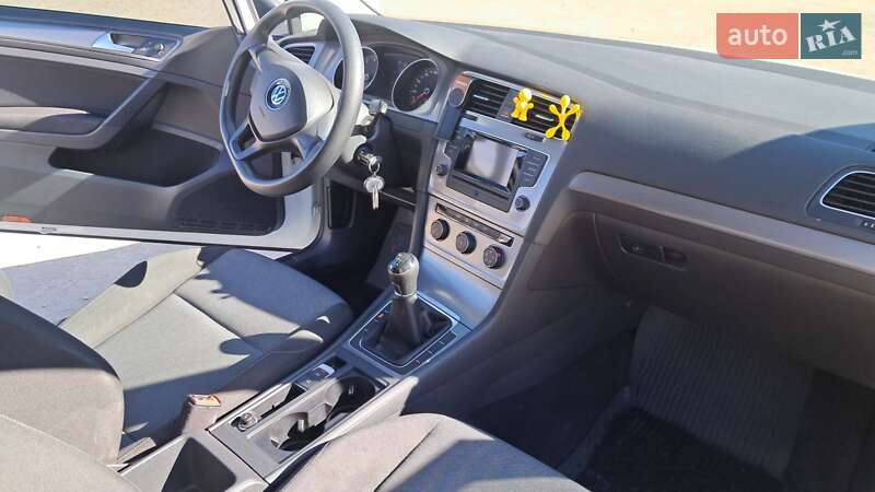 Хетчбек Volkswagen Golf 2013 в Тернополі