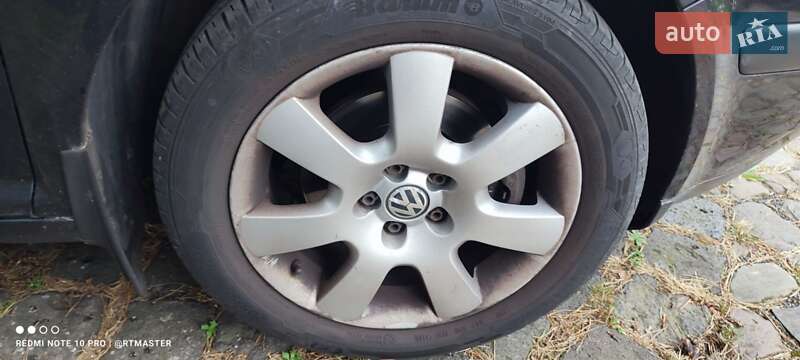 Універсал Volkswagen Golf 2001 в Києві