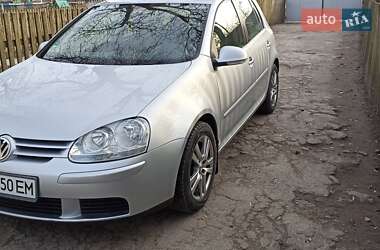 Хетчбек Volkswagen Golf 2006 в Житомирі