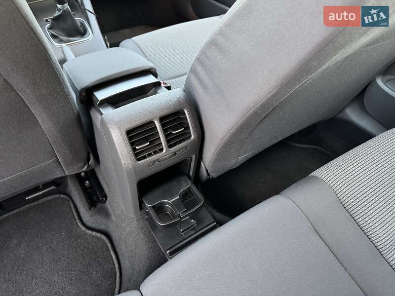 Универсал Volkswagen Golf 2007 в Виннице