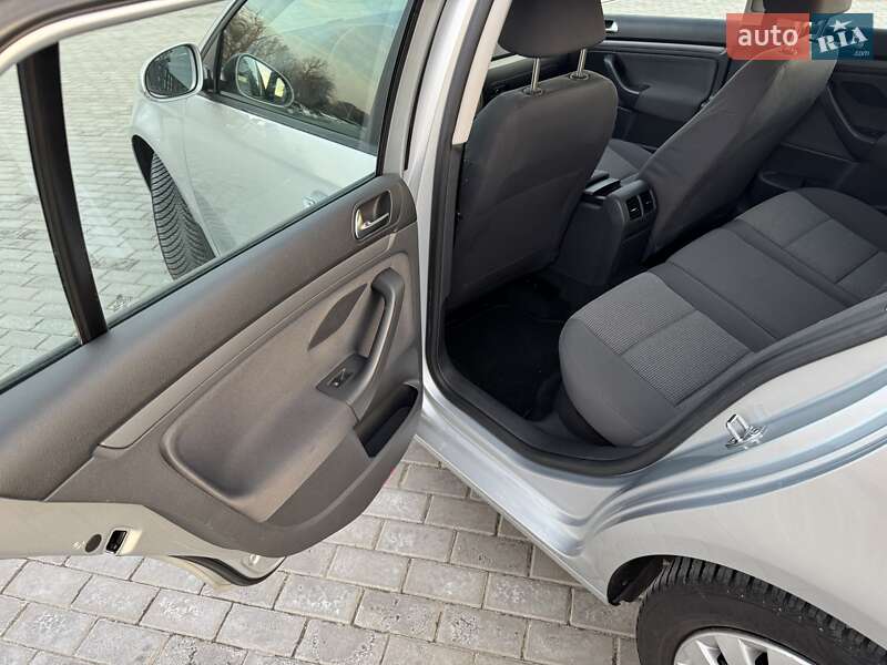 Универсал Volkswagen Golf 2007 в Виннице