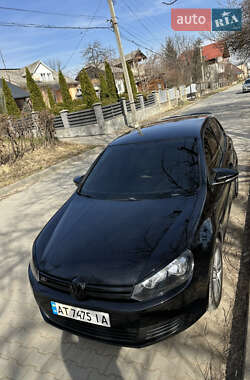 Хэтчбек Volkswagen Golf 2009 в Косове