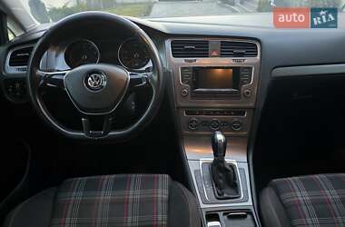 Хэтчбек Volkswagen Golf 2012 в Мукачево