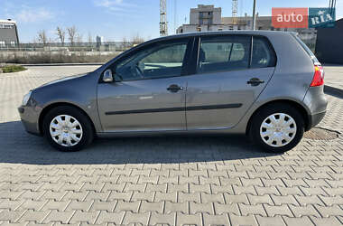 Хэтчбек Volkswagen Golf 2005 в Харькове