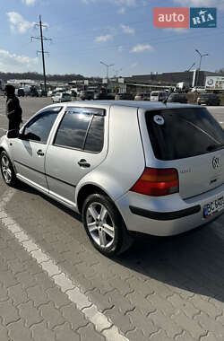 Хэтчбек Volkswagen Golf 2001 в Львове