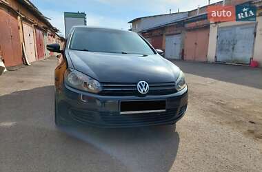 Хэтчбек Volkswagen Golf 2012 в Виннице