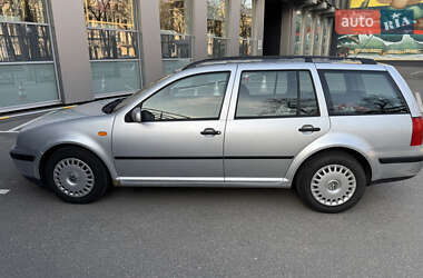 Універсал Volkswagen Golf 2002 в 