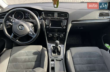 Универсал Volkswagen Golf 2014 в Виннице