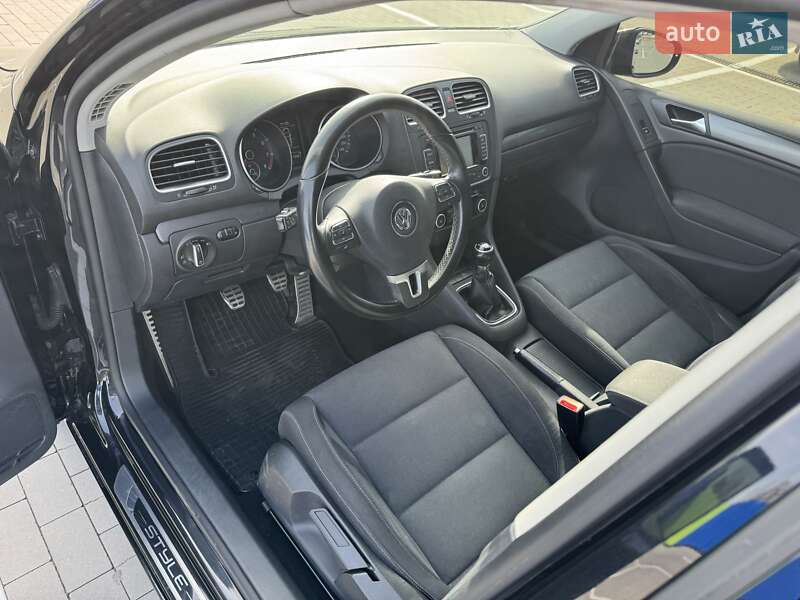 Хетчбек Volkswagen Golf 2012 в Вінниці