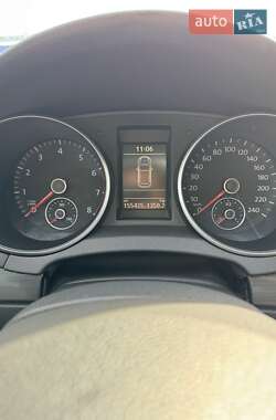 Хэтчбек Volkswagen Golf 2012 в 