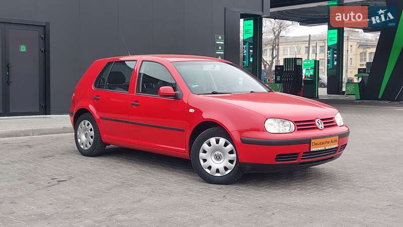 Хетчбек Volkswagen Golf 2003 в Одесі