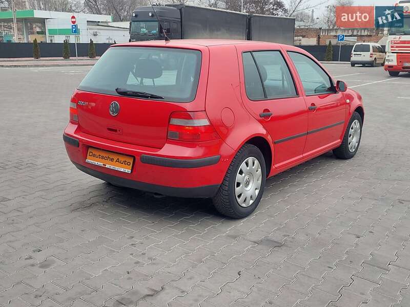 Хетчбек Volkswagen Golf 2003 в Одесі