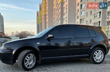 Хэтчбек Volkswagen Golf 2002 в Виннице