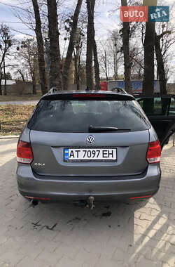 Універсал Volkswagen Golf 2010 в 