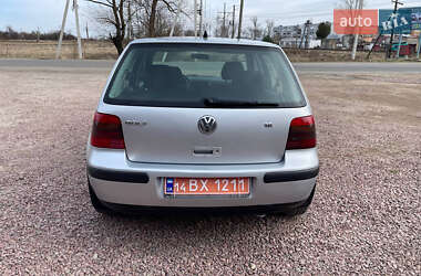 Хетчбек Volkswagen Golf 2002 в Самборі