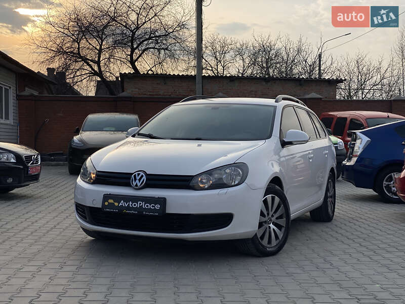 Универсал Volkswagen Golf 2011 в Луцке