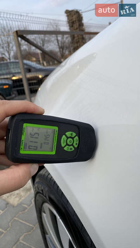 Универсал Volkswagen Golf 2011 в Луцке