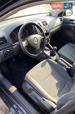 Универсал Volkswagen Golf 2009 в 