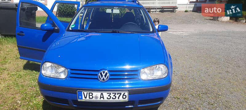 Volkswagen Golf 2001
