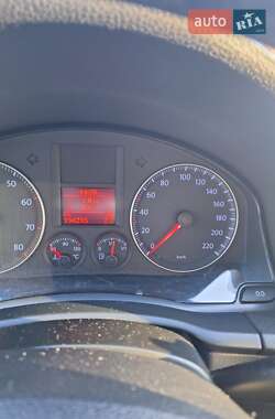 Хэтчбек Volkswagen Golf 2008 в 