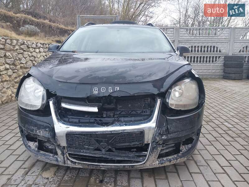 Універсал Volkswagen Golf 2009 в Тернополі