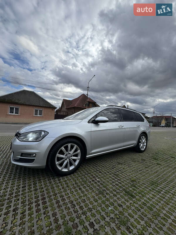 Универсал Volkswagen Golf 2015 в Мукачево