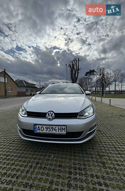 Универсал Volkswagen Golf 2015 в 