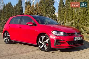 Хэтчбек Volkswagen Golf 2019 в Глевахе