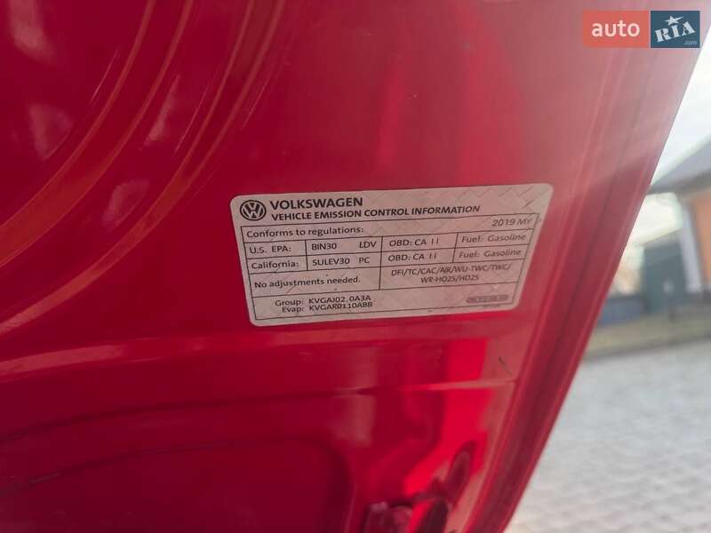 Хетчбек Volkswagen Golf 2019 в Києві