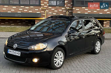 Универсал Volkswagen Golf 2012 в Житомире