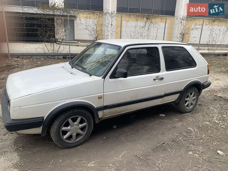 Хетчбек Volkswagen Golf 1988 в Дніпрі