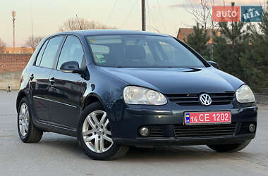 Хэтчбек Volkswagen Golf 2006 в Самборе