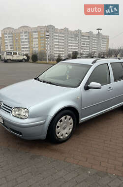 Універсал Volkswagen Golf 2004 в Львові