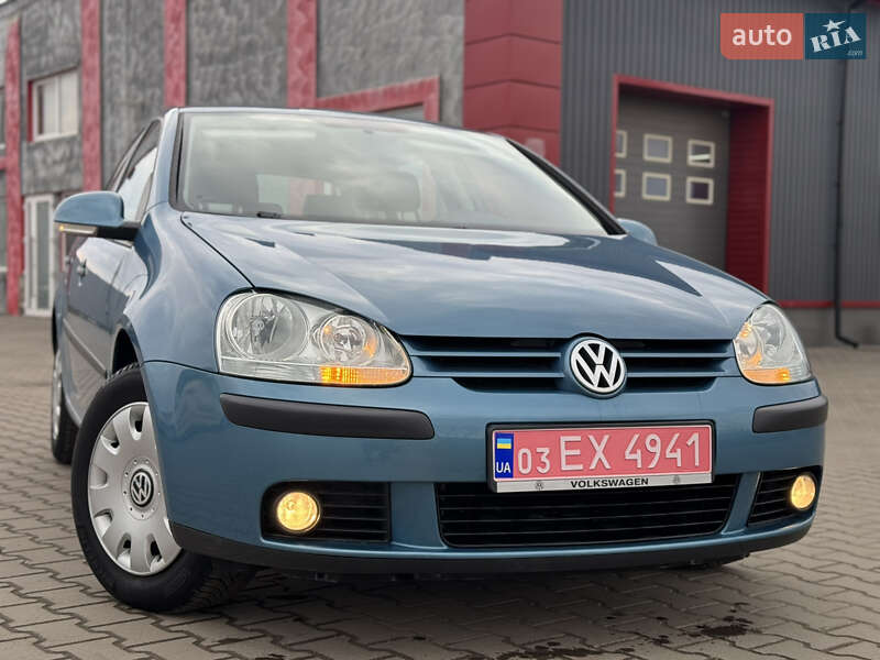 Хэтчбек Volkswagen Golf 2006 в Лубнах
