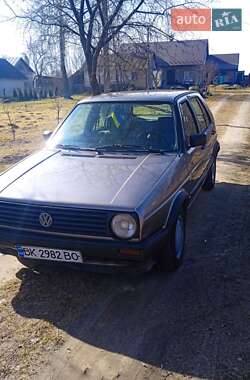 Хетчбек Volkswagen Golf 1989 в Радивиліві