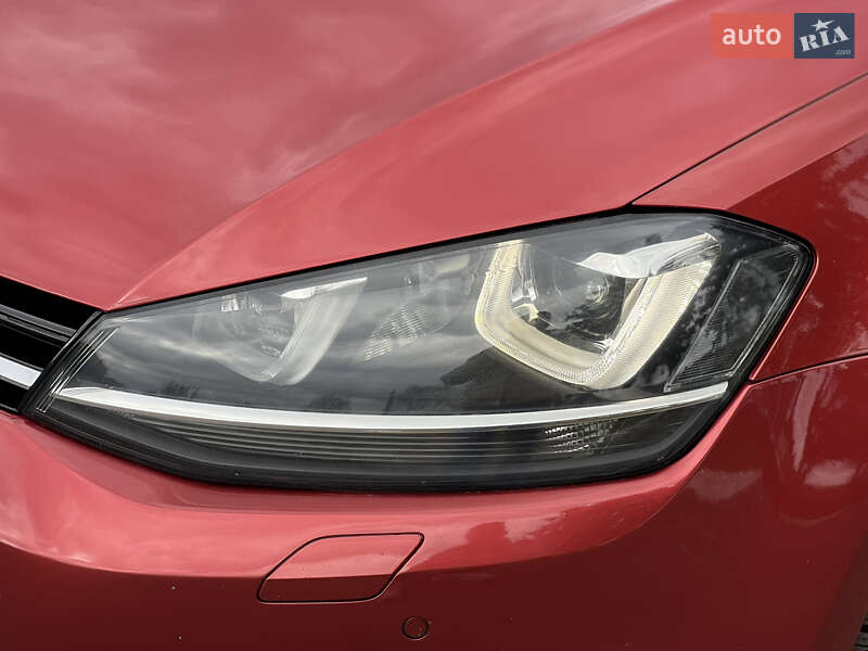 Хетчбек Volkswagen Golf 2013 в Кременці