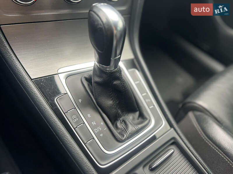 Хетчбек Volkswagen Golf 2013 в Кременці