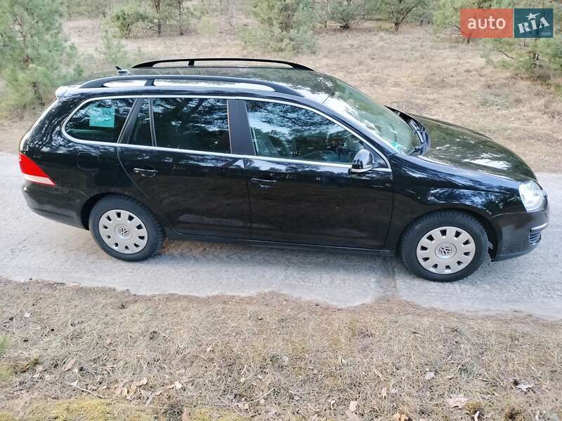 Універсал Volkswagen Golf 2007 в Вараші