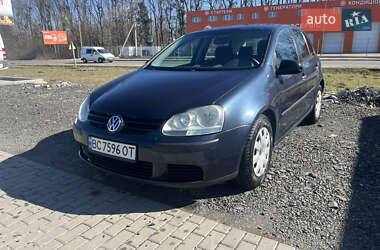 Хетчбек Volkswagen Golf 2005 в 