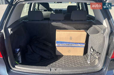 Хетчбек Volkswagen Golf 2005 в 