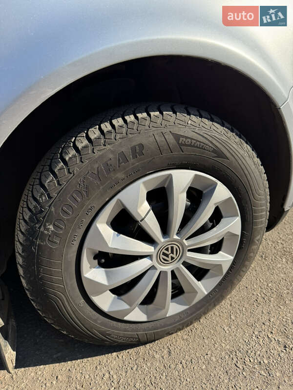 Хетчбек Volkswagen Golf 2002 в Вінниці