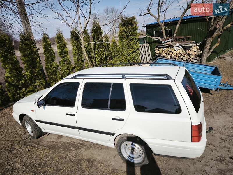 Універсал Volkswagen Golf 1997 в Вінниці