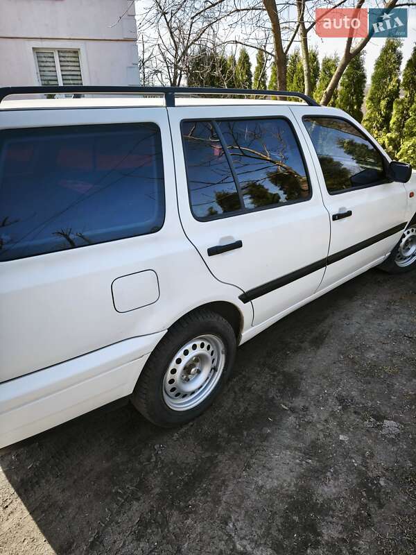 Універсал Volkswagen Golf 1997 в Вінниці