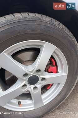 Хетчбек Volkswagen Golf 2005 в 