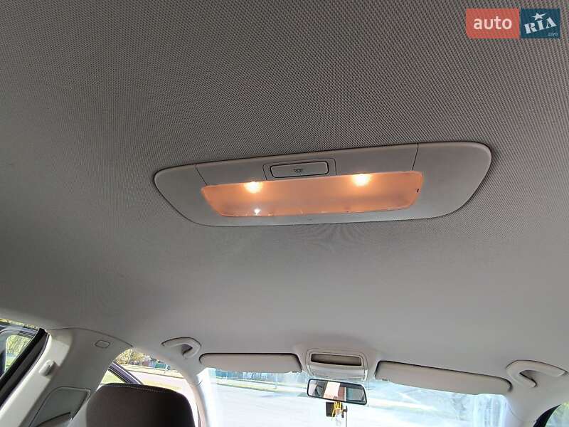 Хэтчбек Volkswagen Golf 2007 в Лубнах