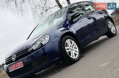 Хетчбек Volkswagen Golf 2010 в Львові