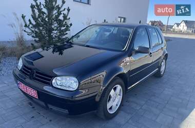 Хетчбек Volkswagen Golf 2000 в Запоріжжі