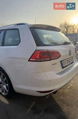 Универсал Volkswagen Golf 2014 в 