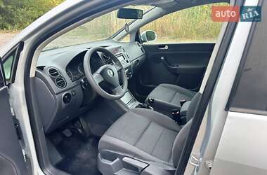 Хетчбек Volkswagen Golf 2005 в Запоріжжі